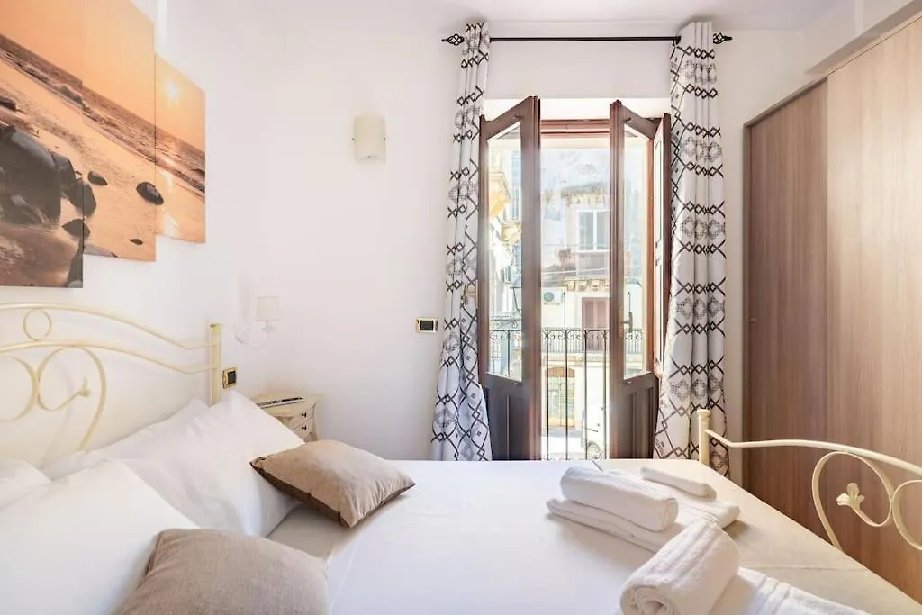 Apartment Tempio Di Apollo - Ortigia Con Veranda Privata Syracuse