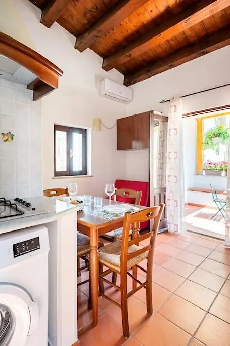 Tempio Di Apollo - Ortigia Con Veranda Privata Syracuse Apartment
